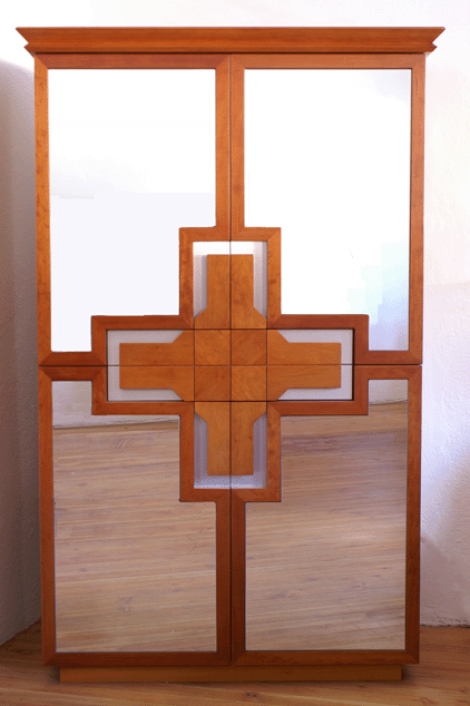 Geschirrschrank